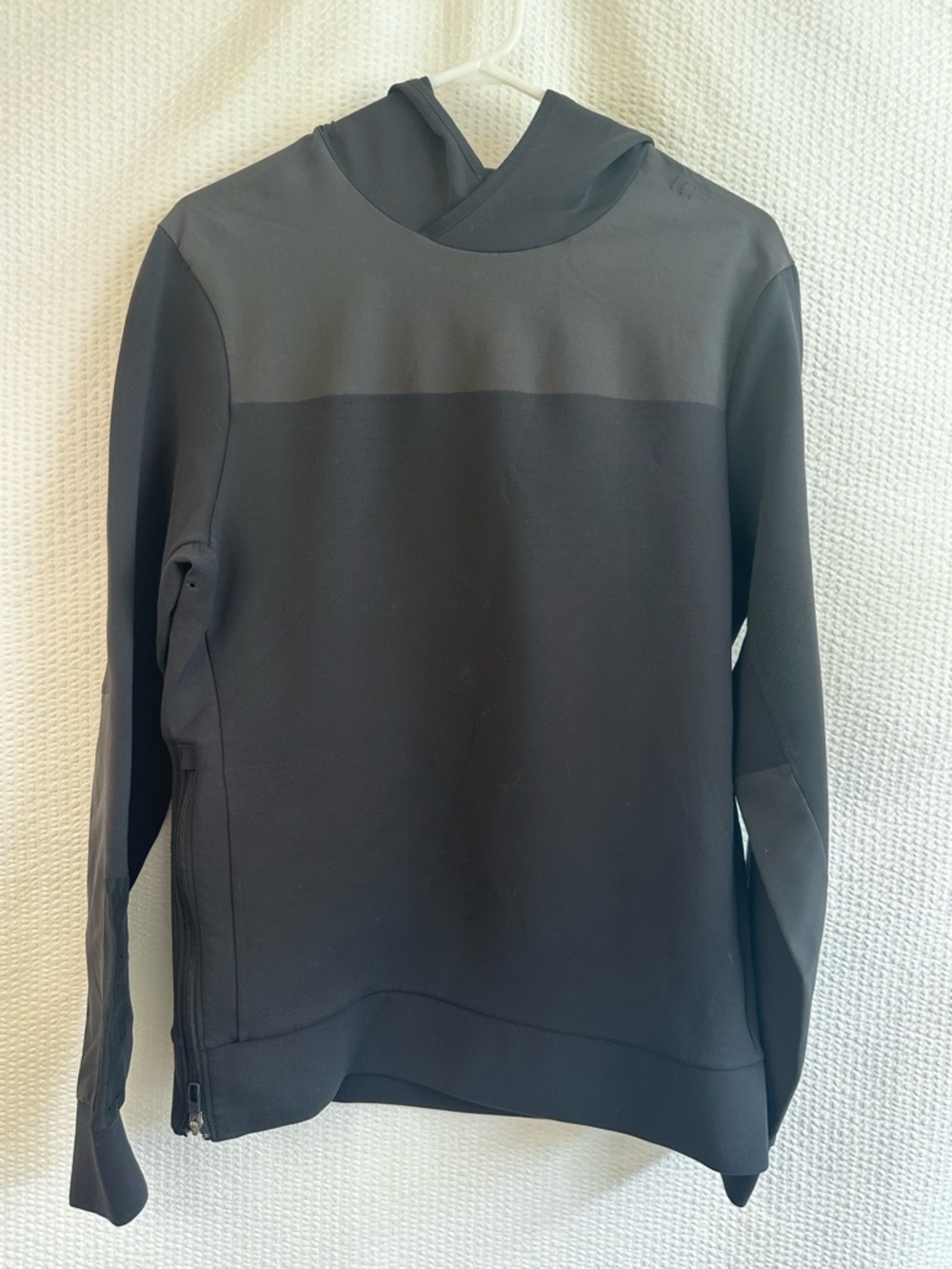 LULULEMON Black Pullover Hoodie Sweatshirt Side Zip Small Athletic Training